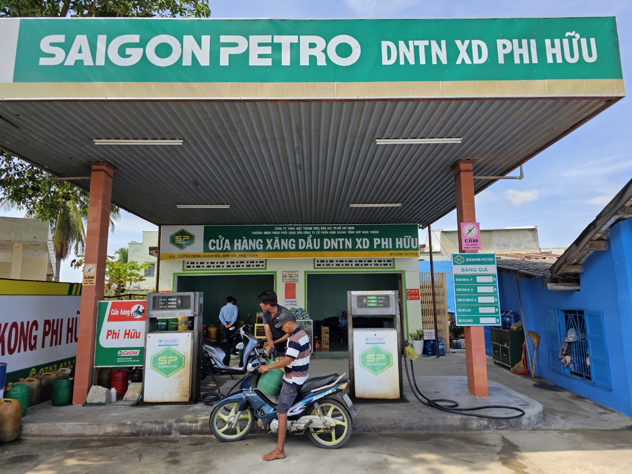 Xử phạt 2 doanh nghiệp tại Ninh Thuận vi phạm trong kinh doanh xăng dầu